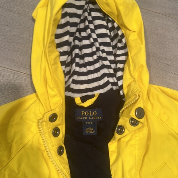 Polo Ralph Lauren Unisex Yellow Raincoat size 2T - Picture 2 of 4